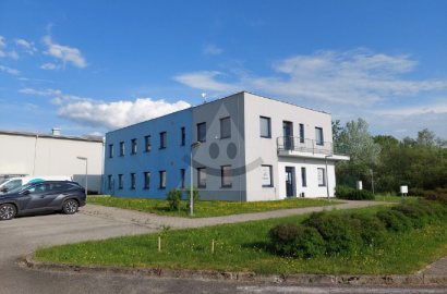Administratívna budova v priemyselnom parku na predaj, Sučany