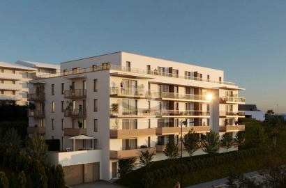 Priestranný 3-izbový byt s balkónom / 83 m2 / - Žilina ( Hájik )